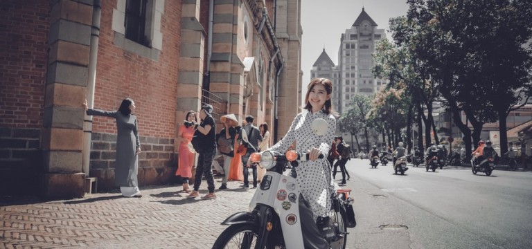 Strusie na łące sąsiada? To już nie fikcja.