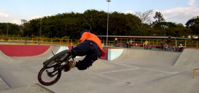 Aquaterapia, niedoceniane panaceum pomagające w licznych dolegliwościach.