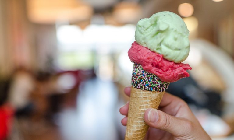 Kiedy warto zamówić lody do domu?