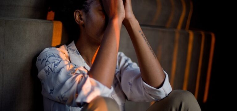 Porady prawnicze online – czy i dla kogo to dobre rozwiązanie?